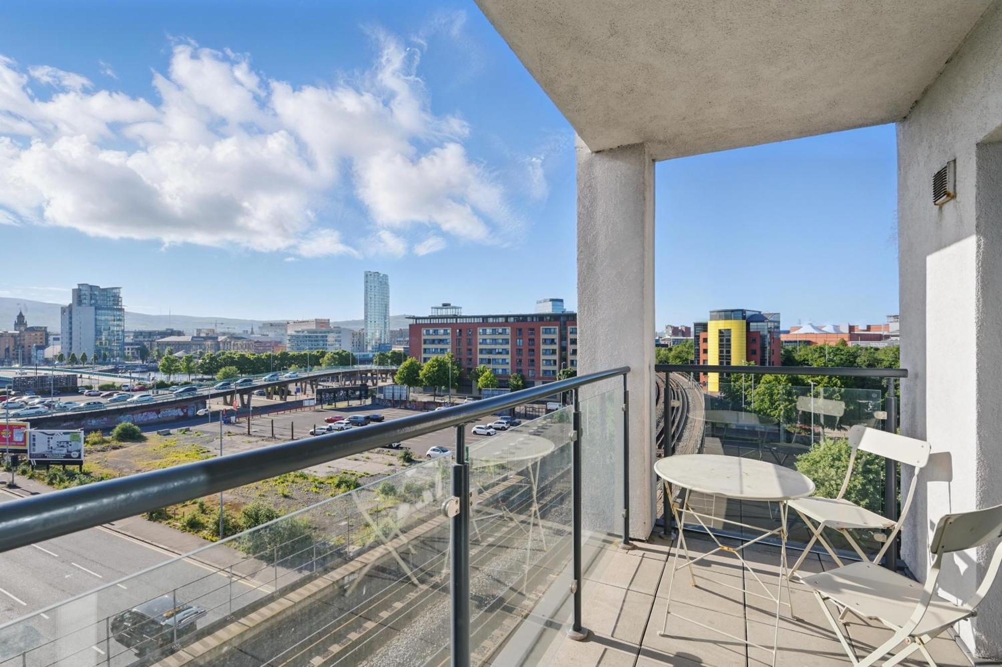 Central Belfast Apartments Sandford Exterior foto